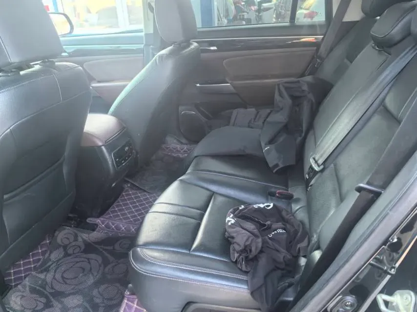 2017 GAC Trumpchi GS8 2.0T 201HP L4 6AT,autocango,china used car exporter,china ev exporter,chinese used car exporter,chinese used ev exporter