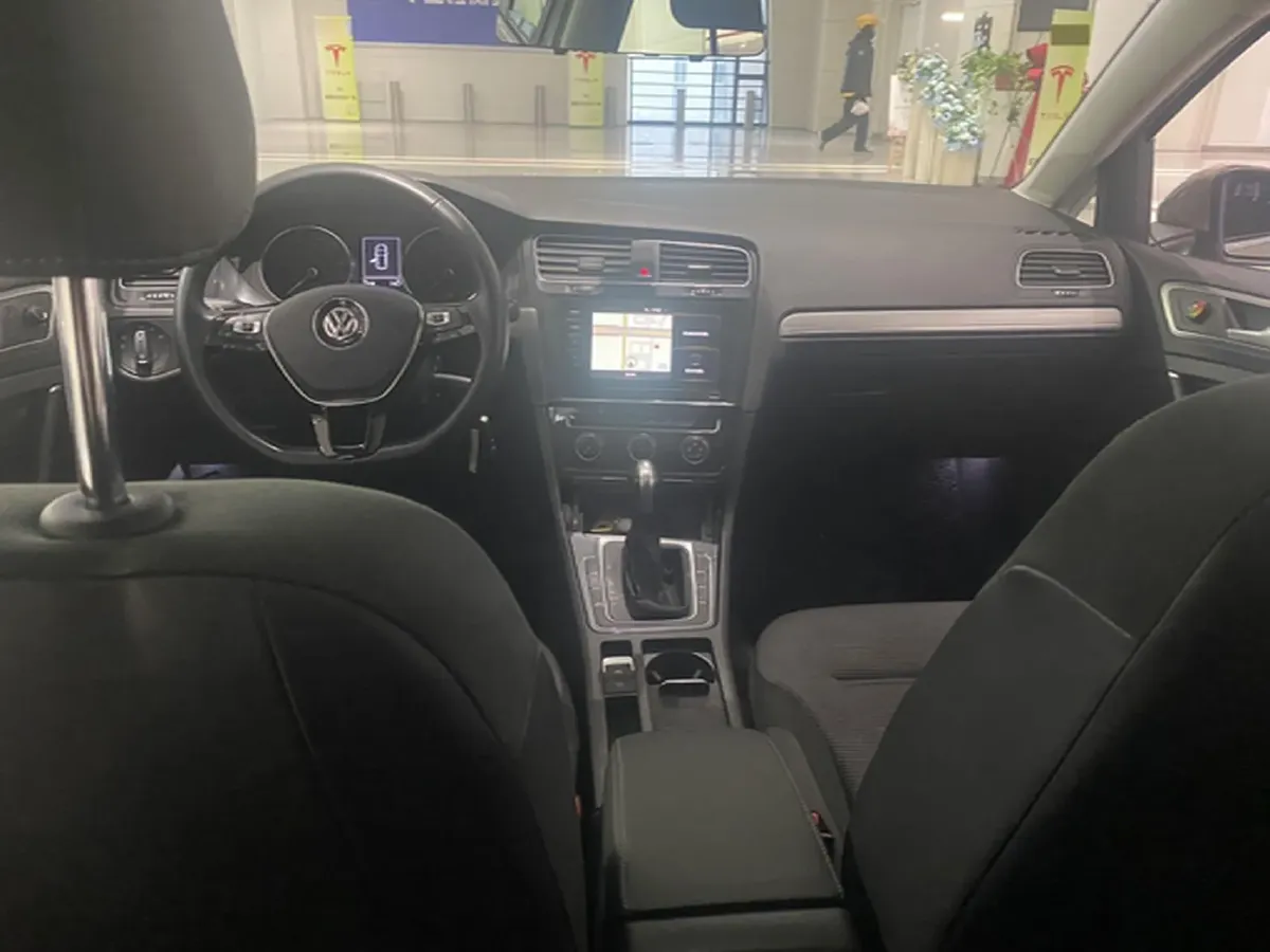 2020 Volkswagen Golf 1.4T 150HP L4 7DCT,autocango,china used car exporter,china ev exporter,chinese used car exporter,chinese used ev exporter