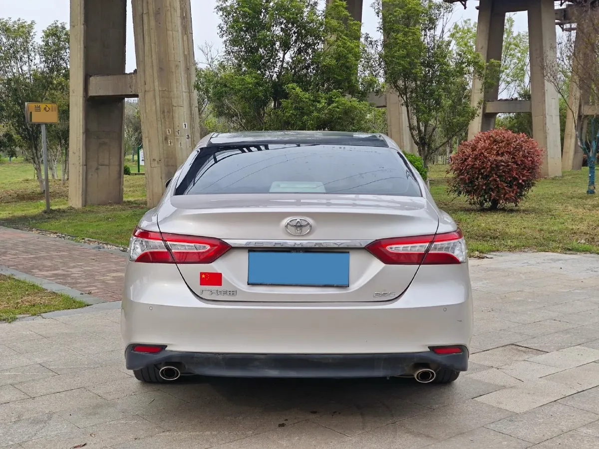 2019 Toyota Camry 2.5L 209HP L4 8AT,autocango,china used car exporter,china ev exporter,chinese used car exporter,chinese used ev exporter