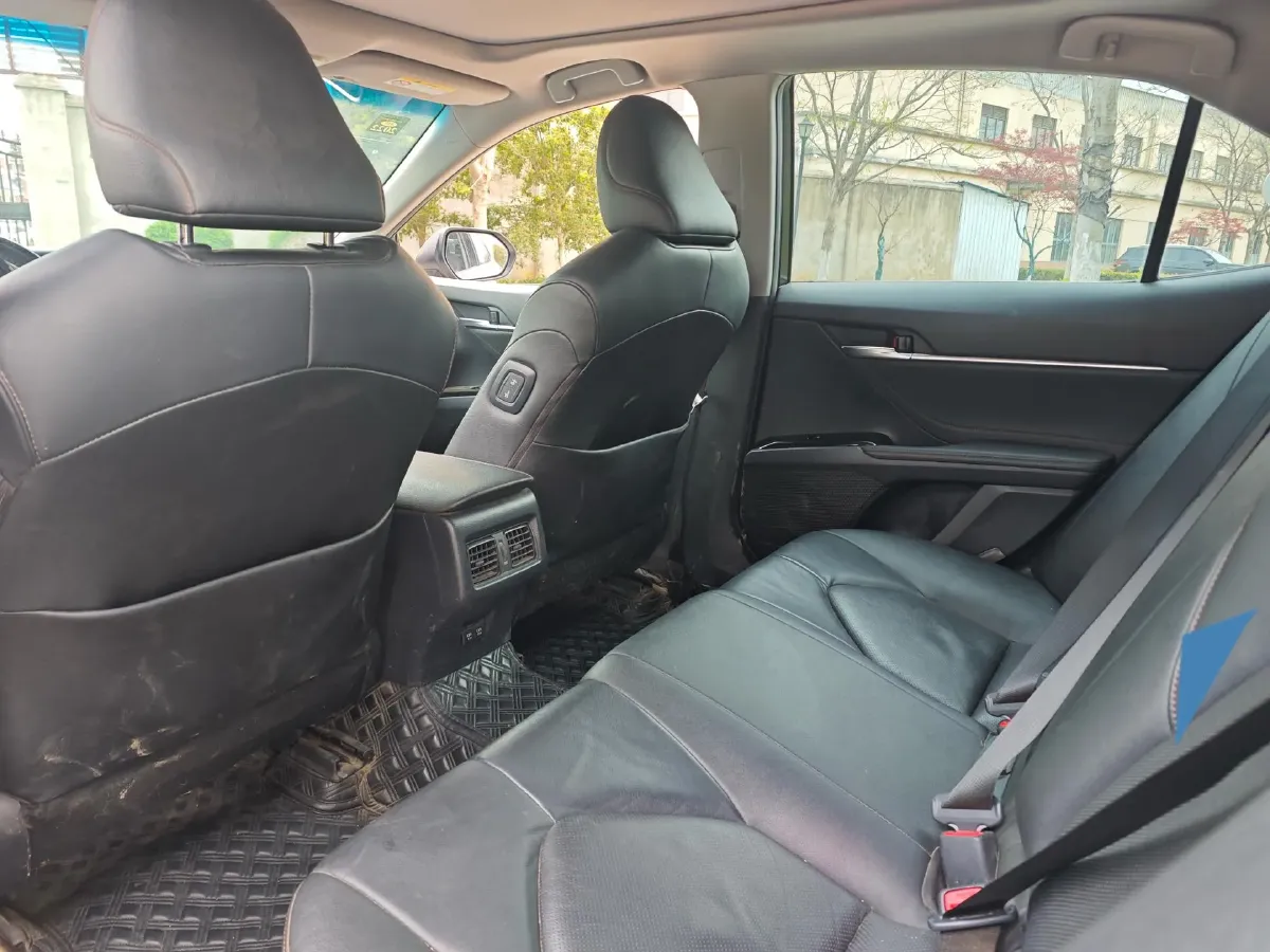 2019 Toyota Camry 2.5L 209HP L4 8AT,autocango,china used car exporter,china ev exporter,chinese used car exporter,chinese used ev exporter