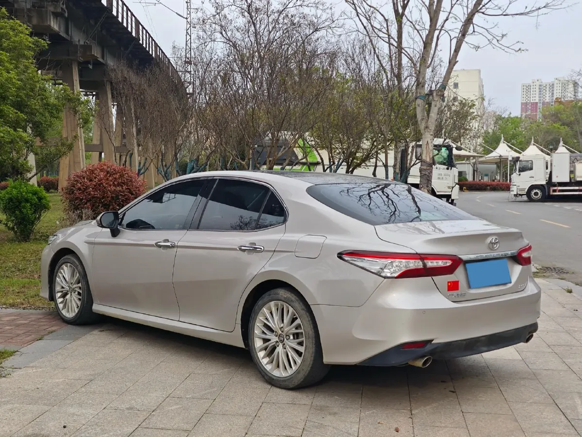 2019 Toyota Camry 2.5L 209HP L4 8AT,autocango,china used car exporter,china ev exporter,chinese used car exporter,chinese used ev exporter