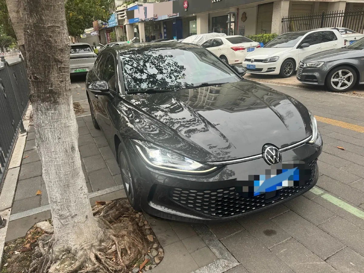 2023 Volkswagen Lamando 1.4T 150HP L4 7DCT,autocango,china used car exporter,china ev exporter,chinese used car exporter,chinese used ev exporter
