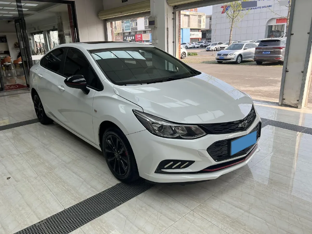 2018 Chevrolet Cruze 1.5L 114HP L4 6AT,autocango,china used car exporter,china ev exporter,chinese used car exporter,chinese used ev exporter