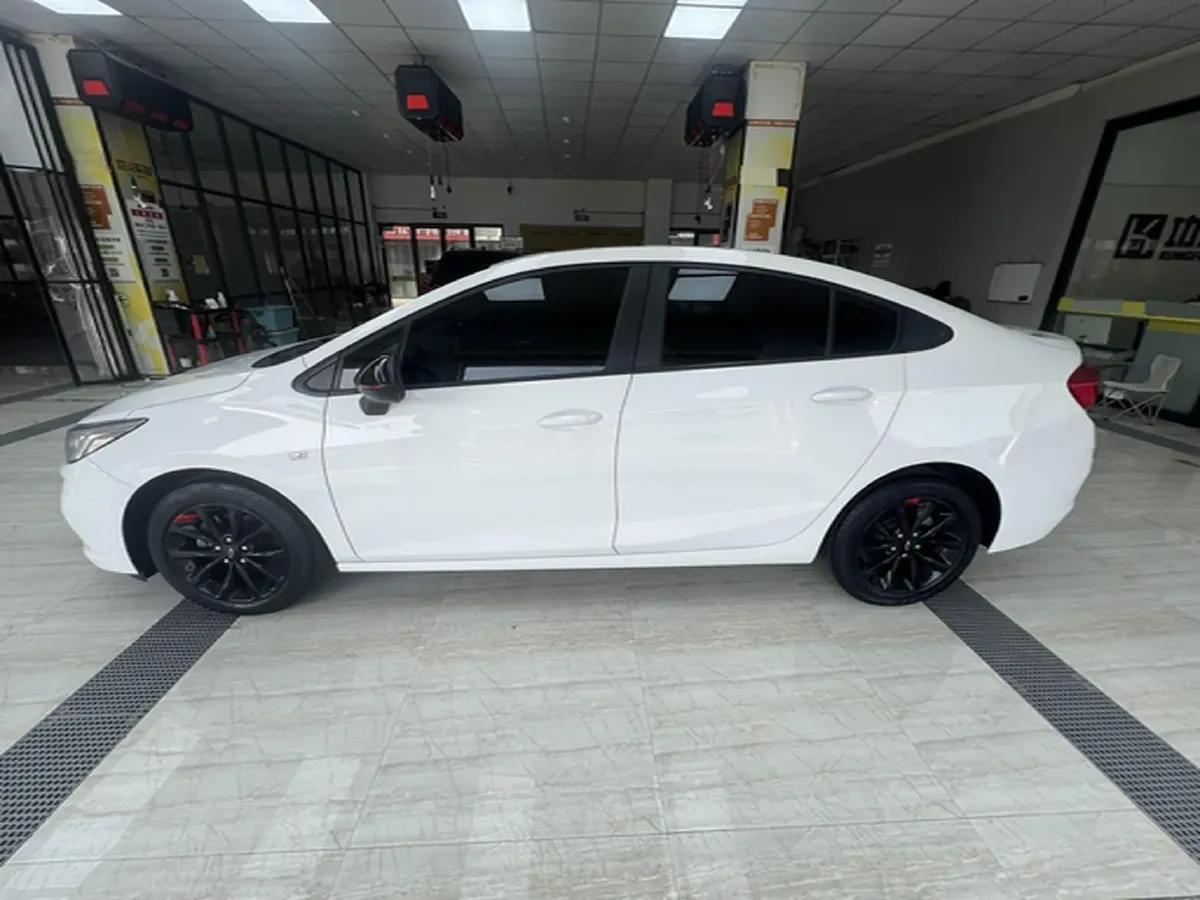 2018 Chevrolet Cruze 1.5L 114HP L4 6AT,autocango,china used car exporter,china ev exporter,chinese used car exporter,chinese used ev exporter