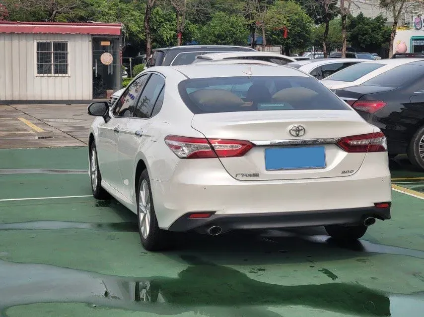 2021 Toyota Camry 2.0L 178HP L4 CVT,autocango,china used car exporter,china ev exporter,chinese used car exporter,chinese used ev exporter