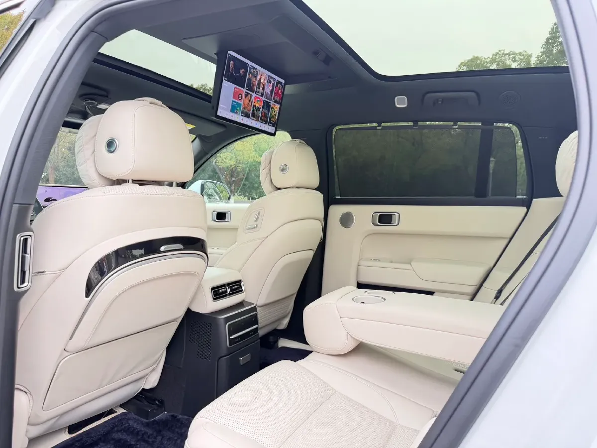 2023 Li L7 Range Extended 154HP REEV 40.9KWH,autocango,china used car exporter,china ev exporter,chinese used car exporter,chinese used ev exporter