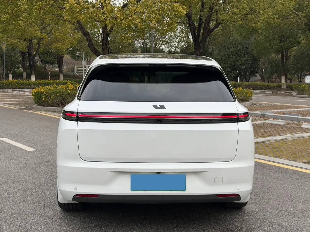 2023 Li L7 Range Extended 154HP REEV 40.9KWH,autocango,china used car exporter,china ev exporter,chinese used car exporter,chinese used ev exporter