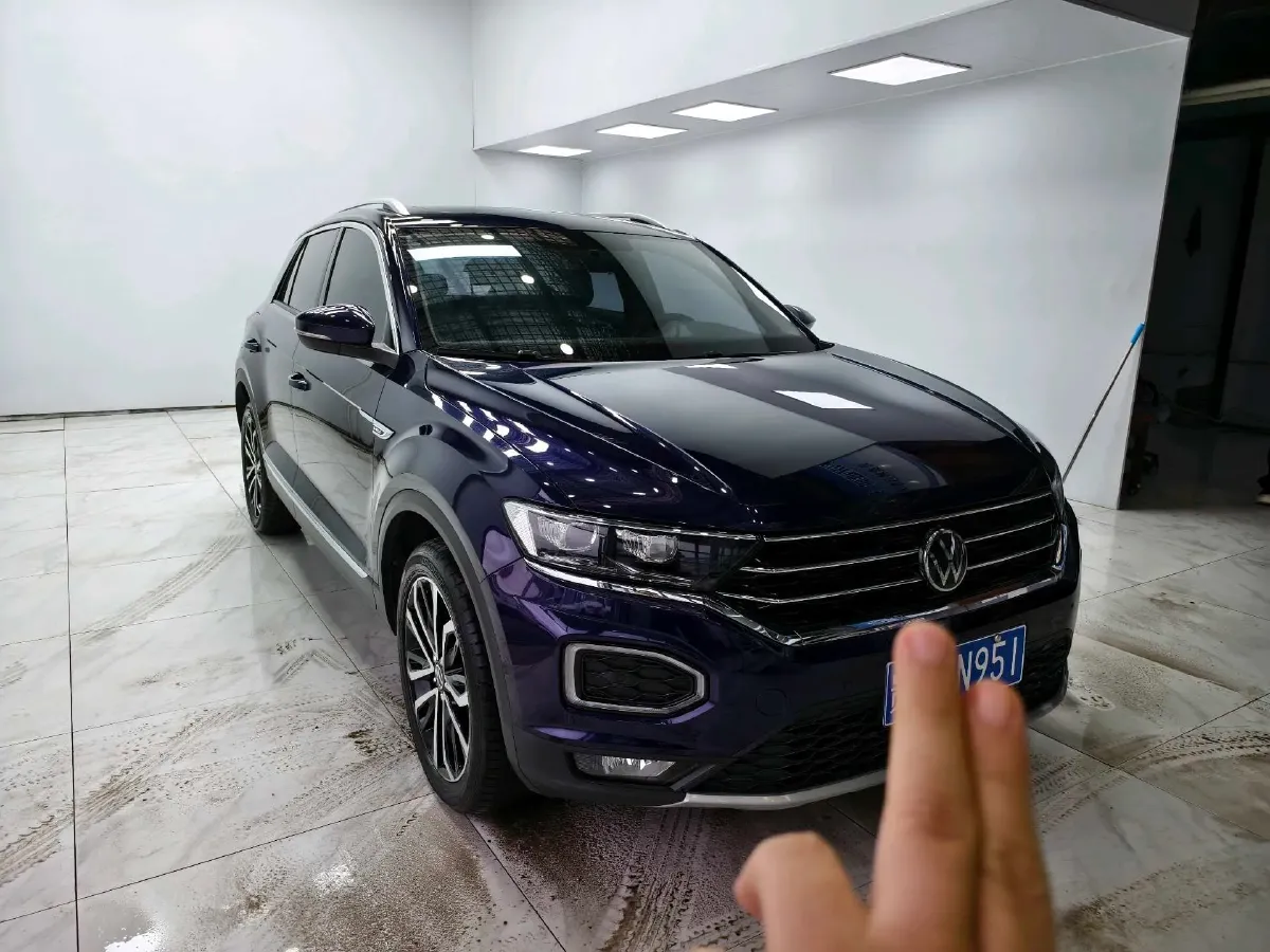 2022 Volkswagen T-Roc 1.4T 150HP L4 7DCT,autocango,china used car exporter,china ev exporter,chinese used car exporter,chinese used ev exporter
