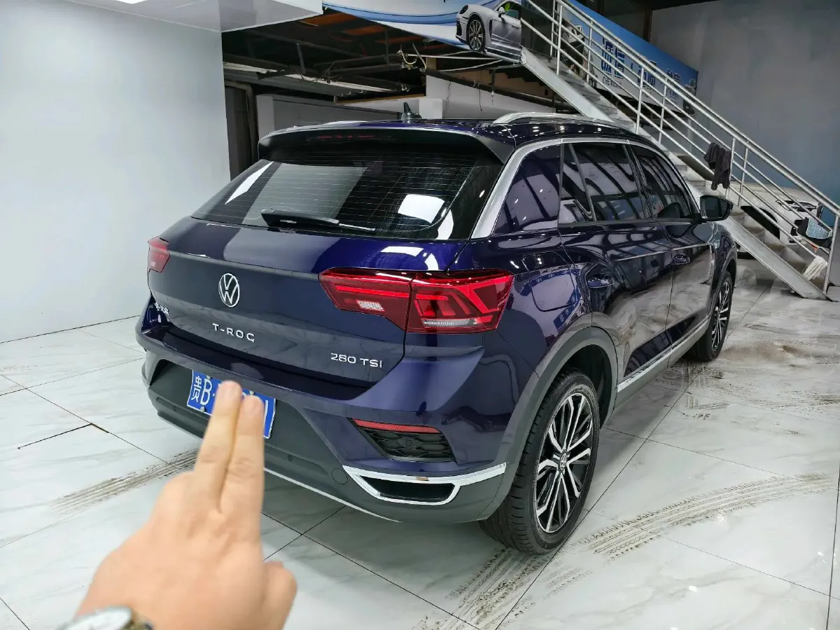 2022 Volkswagen T-Roc 1.4T 150HP L4 7DCT,autocango,china used car exporter,china ev exporter,chinese used car exporter,chinese used ev exporter