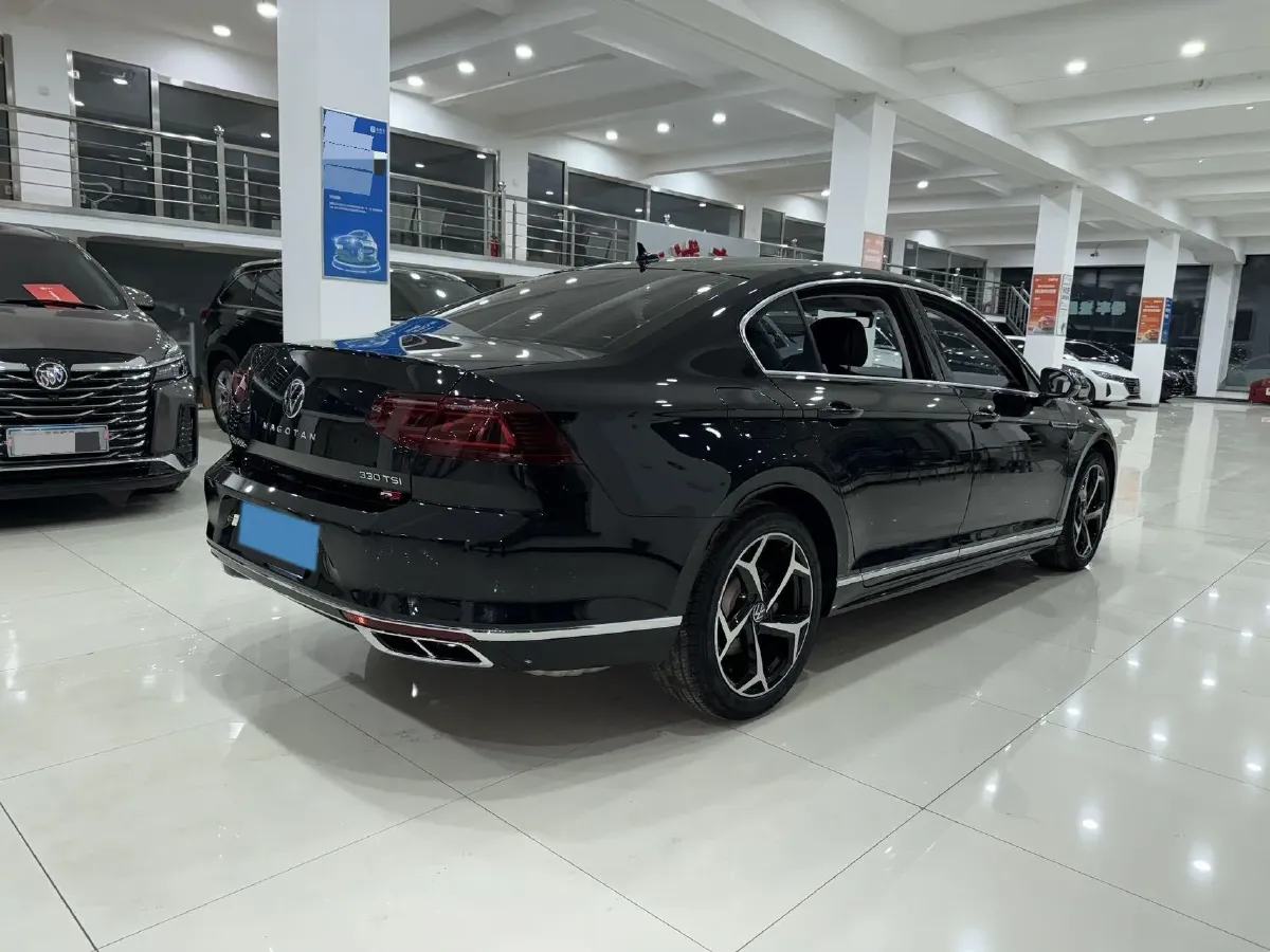 2023 Volkswagen Magotan 2.0T 186HP L4 7DCT,autocango,china used car exporter,china ev exporter,chinese used car exporter,chinese used ev exporter