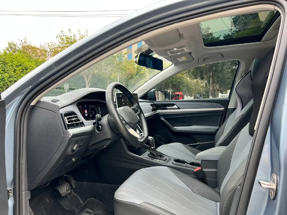 2023 Volkswagen Lavida 1.5L 113HP L4 6AT,autocango,china used car exporter,china ev exporter,chinese used car exporter,chinese used ev exporter