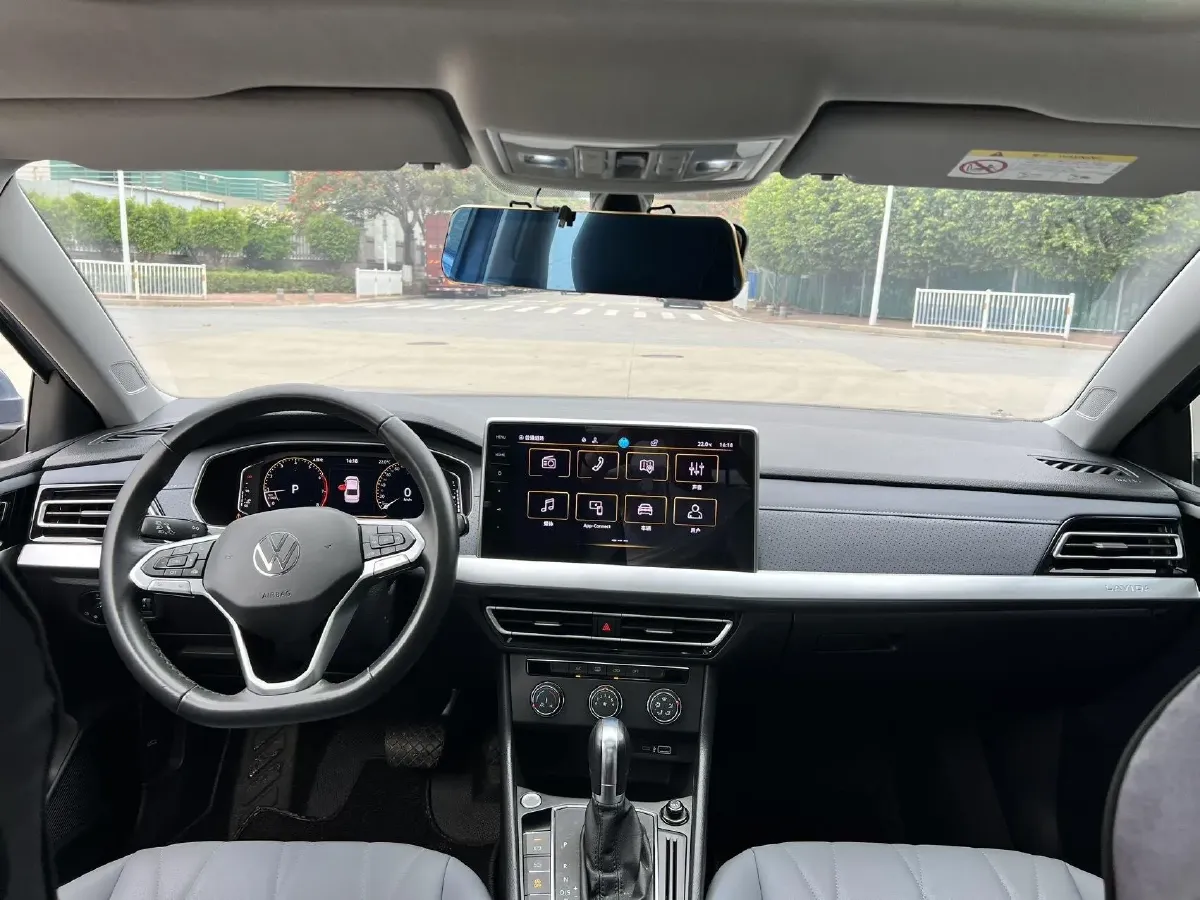 2023 Volkswagen Lavida 1.5L 113HP L4 6AT,autocango,china used car exporter,china ev exporter,chinese used car exporter,chinese used ev exporter