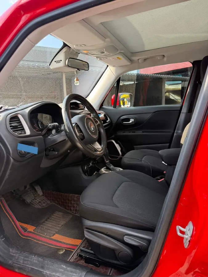 2017 Jeep Renegade 2.0L 155HP L4 9AT,autocango,china used car exporter,china ev exporter,chinese used car exporter,chinese used ev exporter