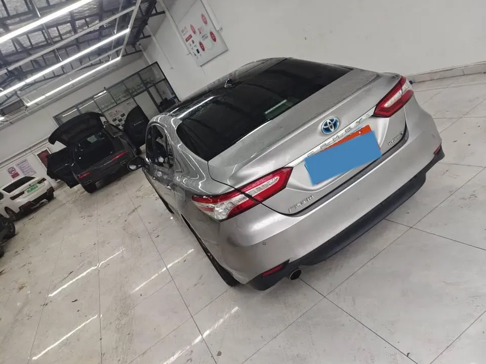 2021 Toyota Camry 2.5L 178HP L4 E-CVT Hybrid,autocango,china used car exporter,china ev exporter,chinese used car exporter,chinese used ev exporter