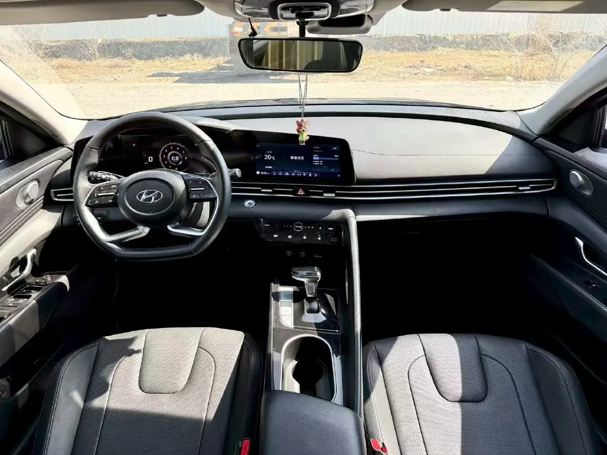 2022 Hyundai Elantra 1.5L 115HP L4 CVT,autocango,china used car exporter,china ev exporter,chinese used car exporter,chinese used ev exporter