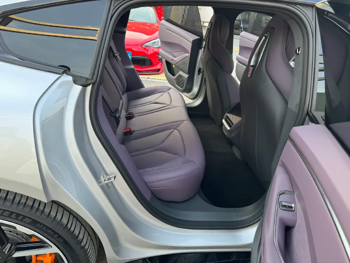 2025 Xpeng P7 BEV,autocango,china used car exporter,china ev exporter,chinese used car exporter,chinese used ev exporter