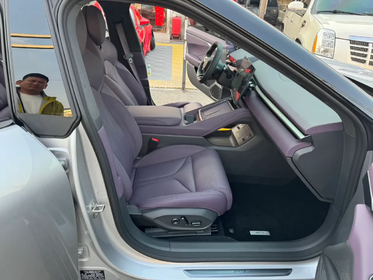 2025 Xpeng P7 BEV,autocango,china used car exporter,china ev exporter,chinese used car exporter,chinese used ev exporter