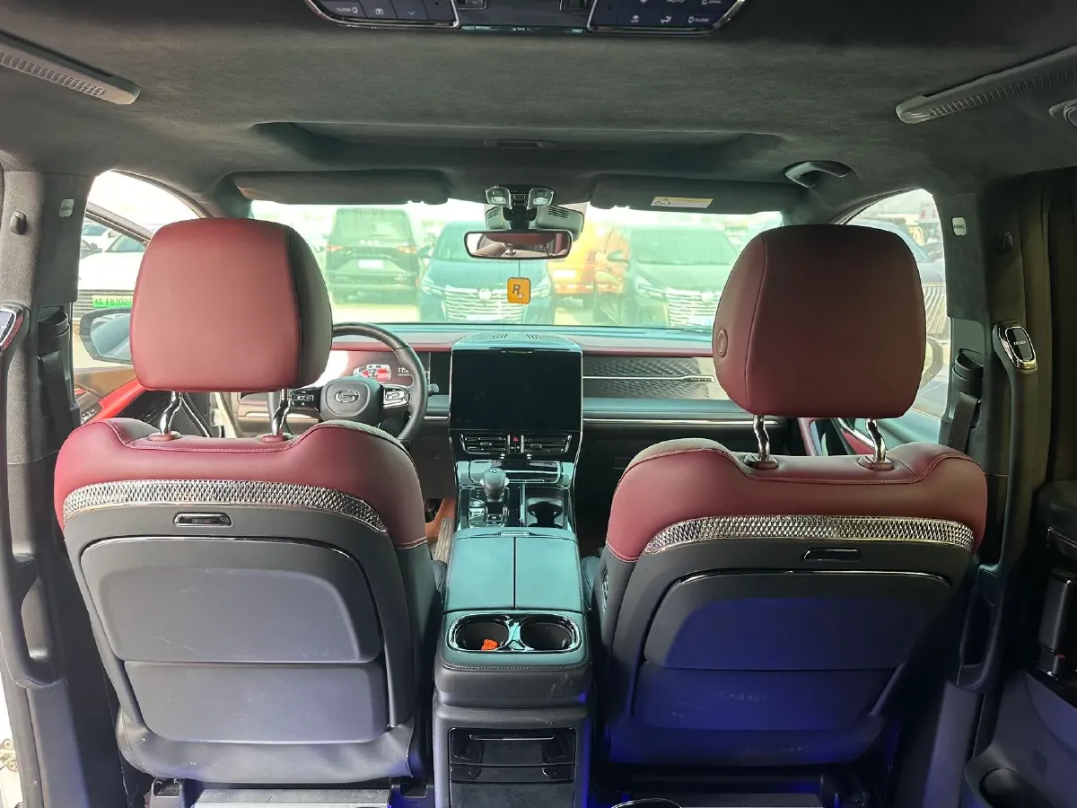 2023 GAC Trumpchi M8 2.0T 252HP L4 8AT,autocango,china used car exporter,china ev exporter,chinese used car exporter,chinese used ev exporter