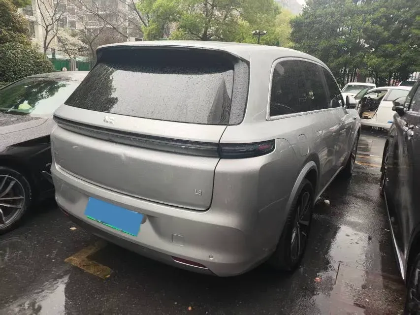 2024 Volvo S60 2.0T 197HP L4 7DCT,autocango,china used car exporter,china ev exporter,chinese used car exporter,chinese used ev exporter
