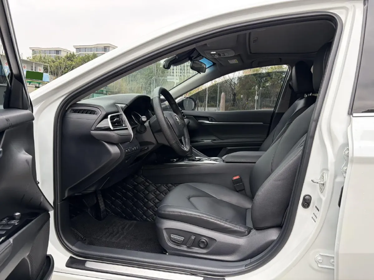 2021 Toyota Camry 2.0L 178HP L4 CVT,autocango,china used car exporter,china ev exporter,chinese used car exporter,chinese used ev exporter