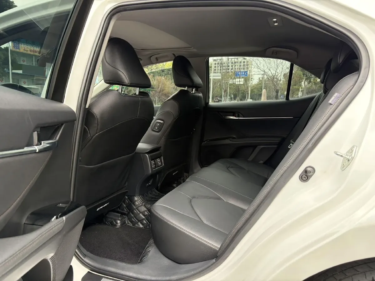 2021 Toyota Camry 2.0L 178HP L4 CVT,autocango,china used car exporter,china ev exporter,chinese used car exporter,chinese used ev exporter