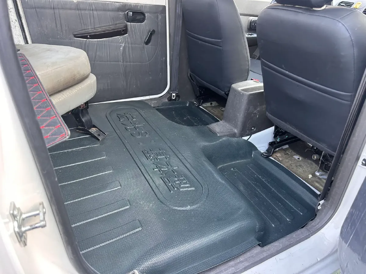 2018 WuLing HongGuang 1.5L 105HP L4 5MT,autocango,china used car exporter,china ev exporter,chinese used car exporter,chinese used ev exporter