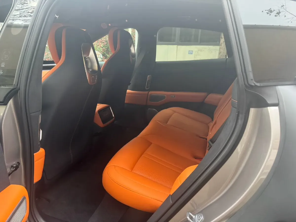 2025 MI YU7 BEV 101.7KWH,autocango,china used car exporter,china ev exporter,chinese used car exporter,chinese used ev exporter