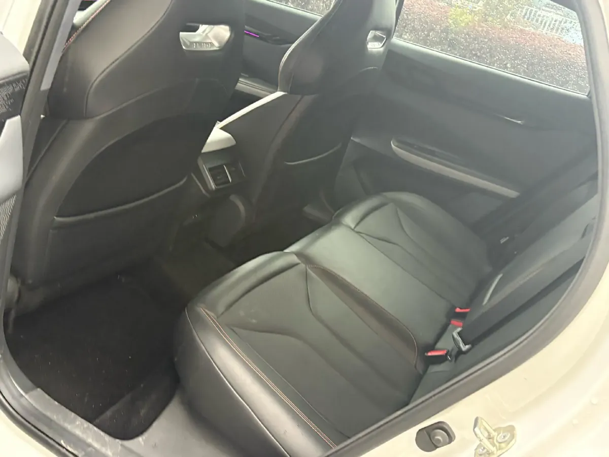 2023 ChangAn UNI-V 1.5T 188HP L4 7DCT,autocango,china used car exporter,china ev exporter,chinese used car exporter,chinese used ev exporter