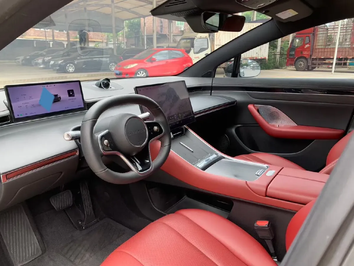 2024 Luxeed S7 BEV 82KWH,autocango,china used car exporter,china ev exporter,chinese used car exporter,chinese used ev exporter