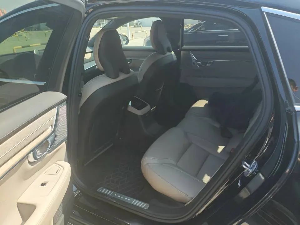 2026 Volvo S90 PHEV 2.0T 310HP L4 8AT PHEV,autocango,china used car exporter,china ev exporter,chinese used car exporter,chinese used ev exporter