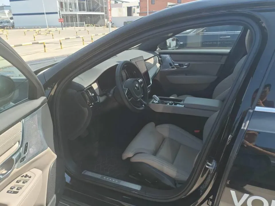 2026 Volvo S90 PHEV 2.0T 310HP L4 8AT PHEV,autocango,china used car exporter,china ev exporter,chinese used car exporter,chinese used ev exporter
