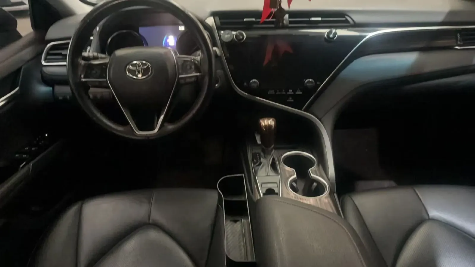 2019 Toyota Camry 2.0L 178HP L4 CVT,autocango,china used car exporter,china ev exporter,chinese used car exporter,chinese used ev exporter