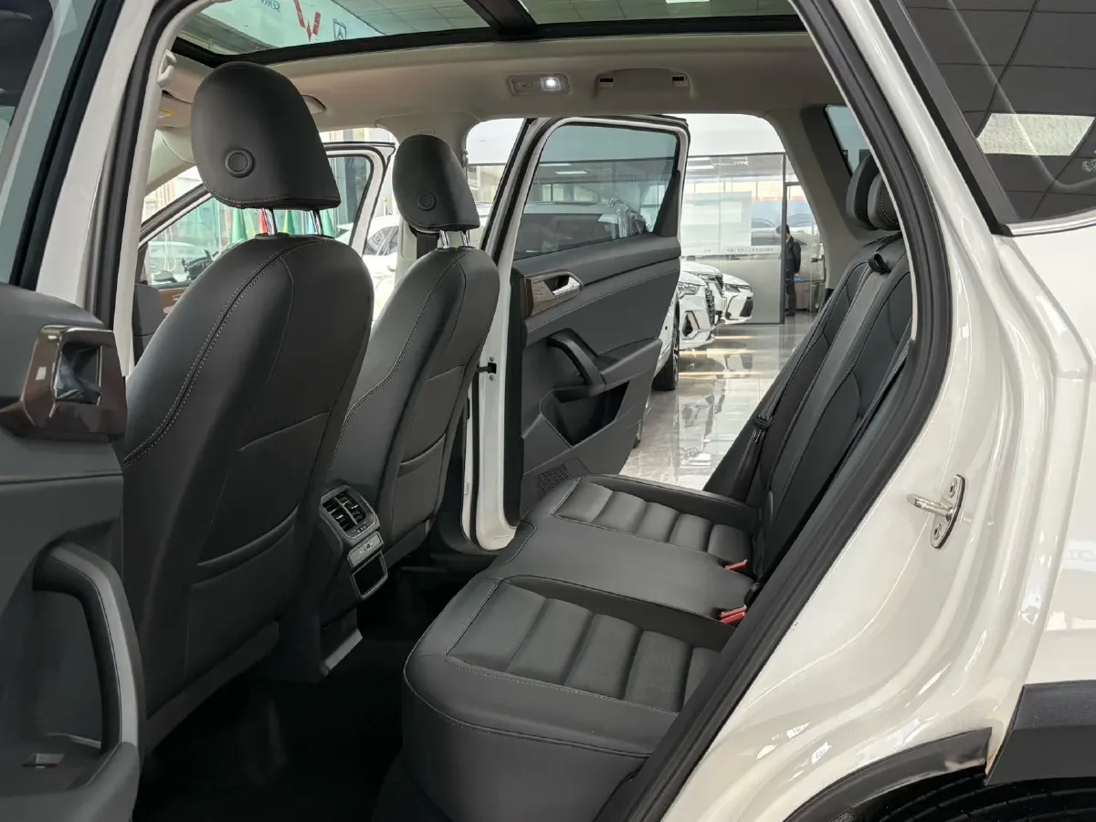 2022 Volkswagen Tharu 1.4T 150HP L4 7DCT,autocango,china used car exporter,china ev exporter,chinese used car exporter,chinese used ev exporter