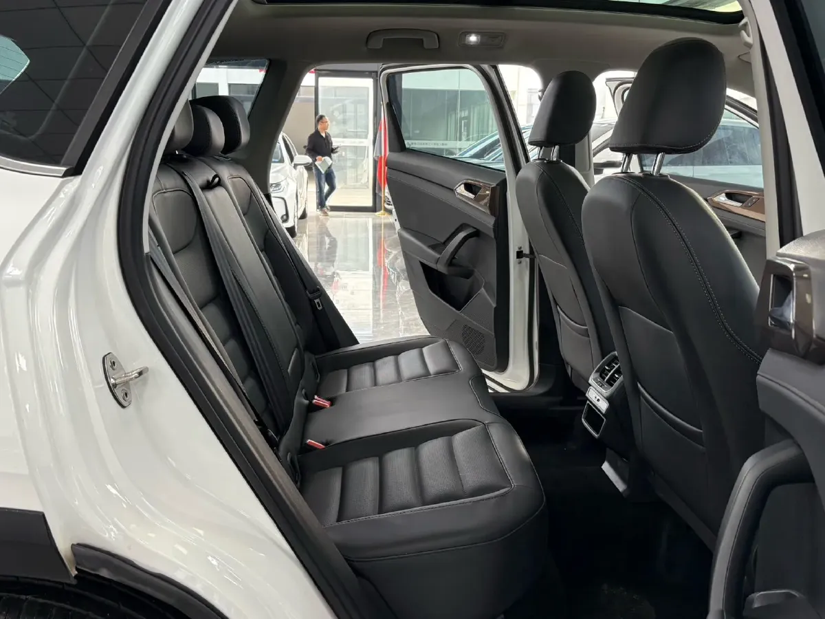 2022 Volkswagen Tharu 1.4T 150HP L4 7DCT,autocango,china used car exporter,china ev exporter,chinese used car exporter,chinese used ev exporter