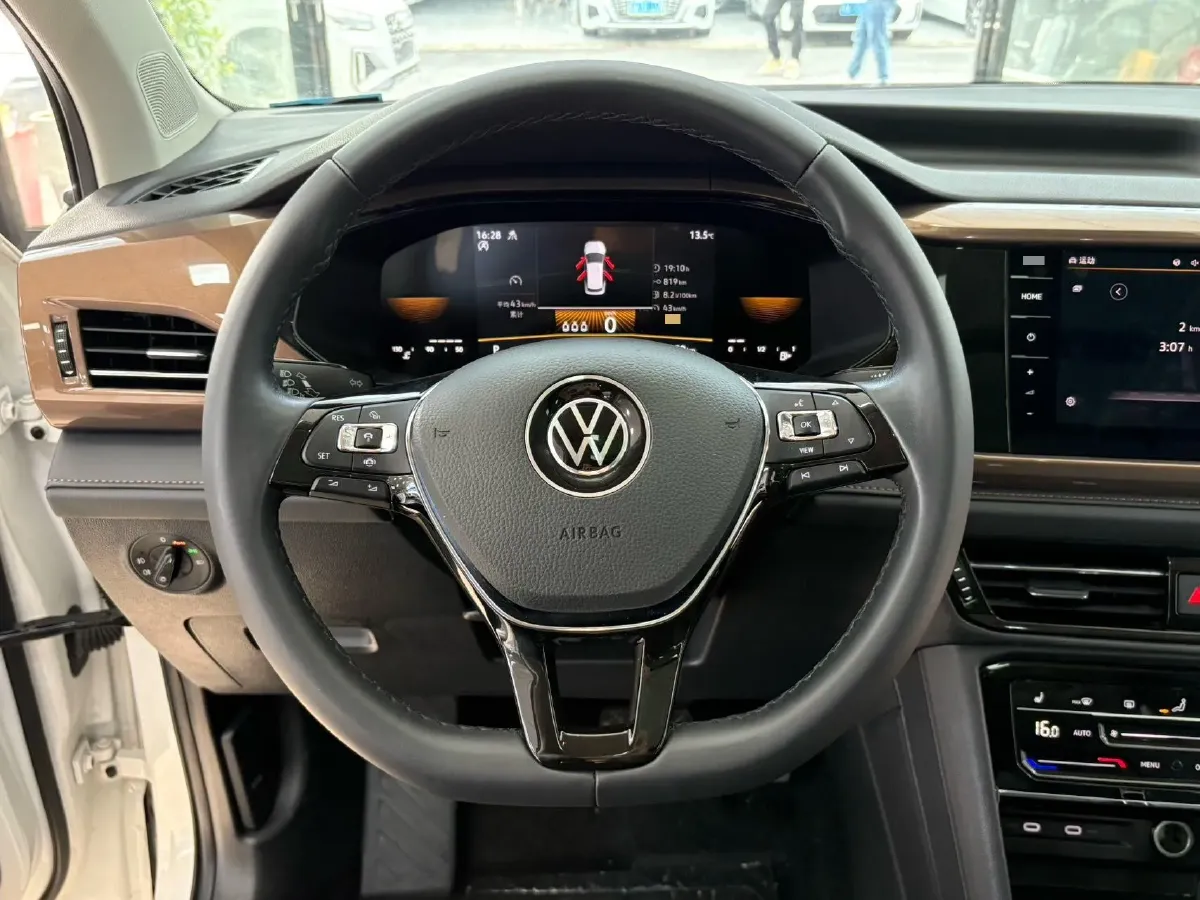 2022 Volkswagen Tharu 1.4T 150HP L4 7DCT,autocango,china used car exporter,china ev exporter,chinese used car exporter,chinese used ev exporter