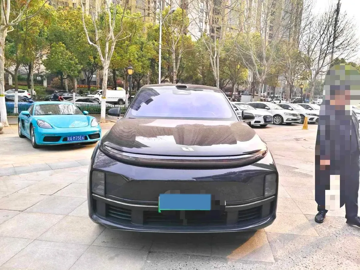 2025 Li L7 Range Extended 154HP REEV,autocango,china used car exporter,china ev exporter,chinese used car exporter,chinese used ev exporter