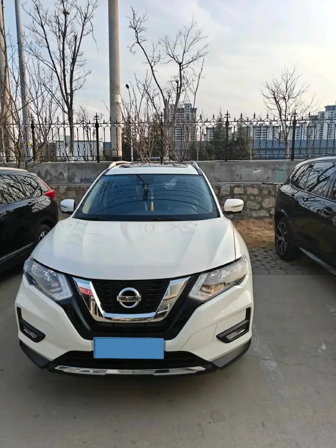2019 Nissan X-Trail 2.0L 154HP L4 CVT,autocango,china used car exporter,china ev exporter,chinese used car exporter,chinese used ev exporter
