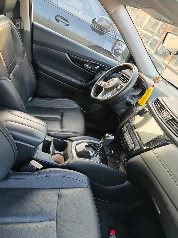 2019 Nissan X-Trail 2.0L 154HP L4 CVT,autocango,china used car exporter,china ev exporter,chinese used car exporter,chinese used ev exporter