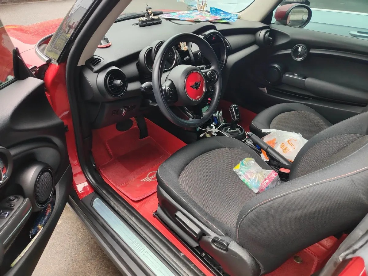 2021 MINI MINI 1.5T 102HP L3 7DCT,autocango,china used car exporter,china ev exporter,chinese used car exporter,chinese used ev exporter