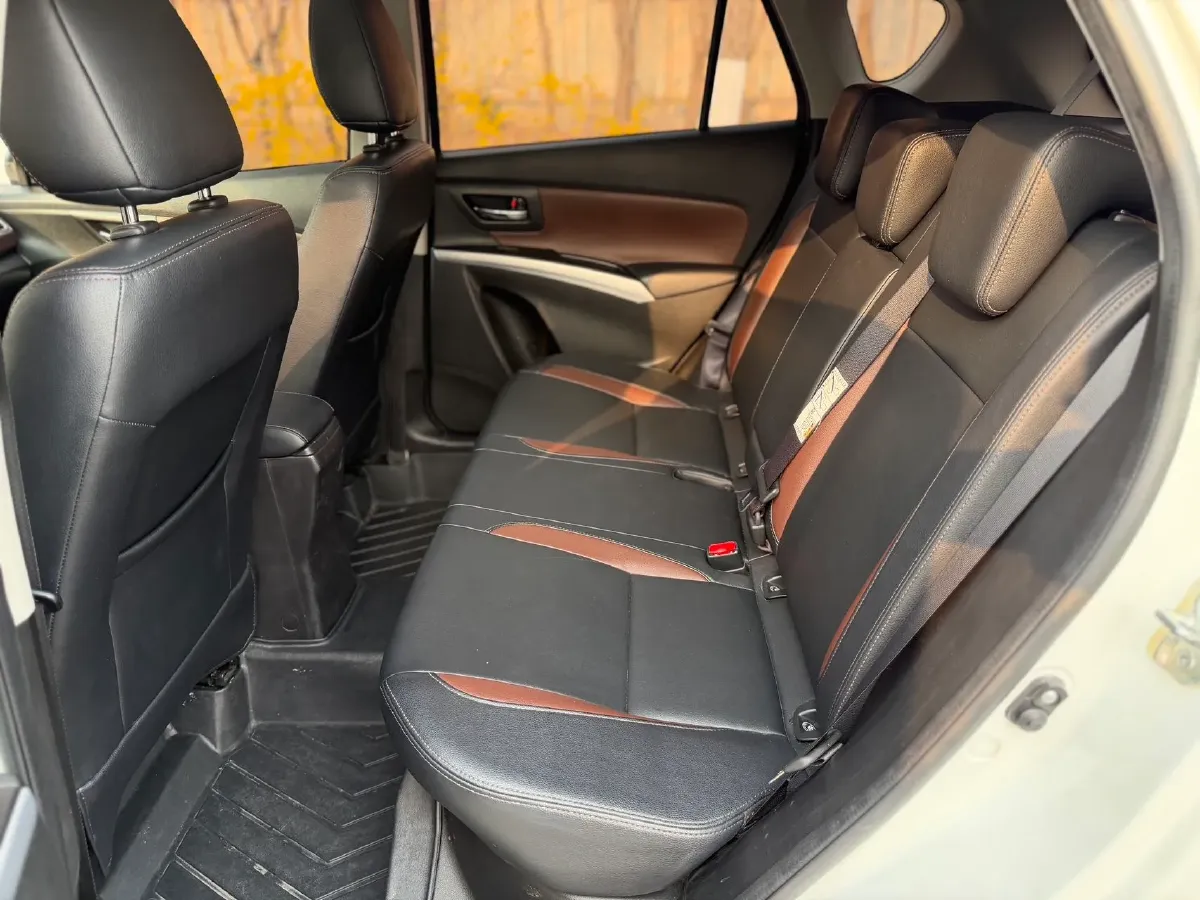 2017 Suzuki SX4 S-Cross 1.6L 122HP L4 CVT,autocango,china used car exporter,china ev exporter,chinese used car exporter,chinese used ev exporter