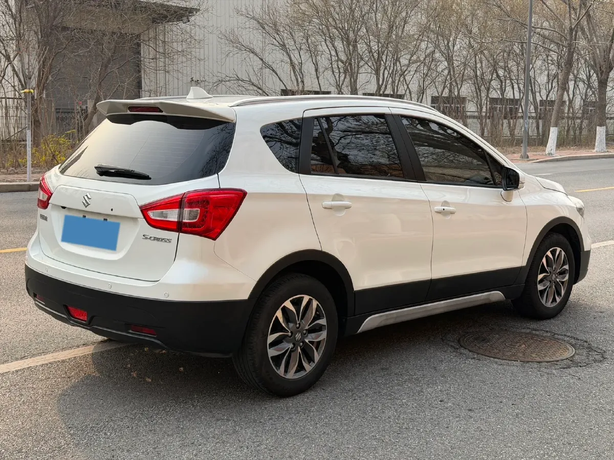 2017 Suzuki SX4 S-Cross 1.6L 122HP L4 CVT,autocango,china used car exporter,china ev exporter,chinese used car exporter,chinese used ev exporter
