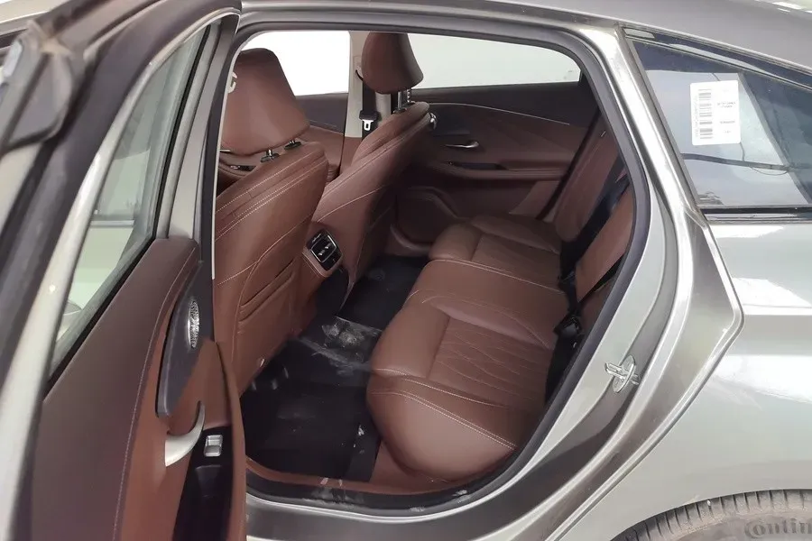 2024 Chery Arrizo 8 2.0T 254HP L4 8AT,autocango,china used car exporter,china ev exporter,chinese used car exporter,chinese used ev exporter