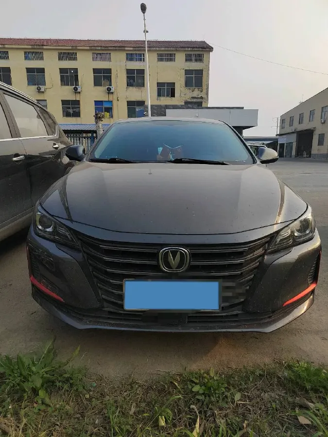 2021 ChangAn Raeton CC 1.5T 180HP L4 7DCT,autocango,china used car exporter,china ev exporter,chinese used car exporter,chinese used ev exporter