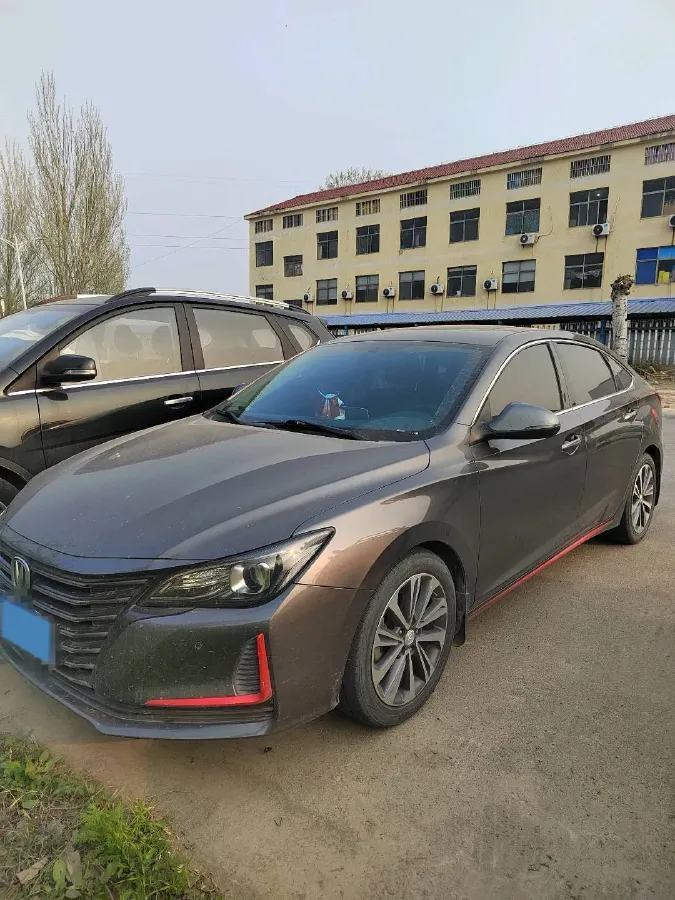 2021 ChangAn Raeton CC 1.5T 180HP L4 7DCT,autocango,china used car exporter,china ev exporter,chinese used car exporter,chinese used ev exporter