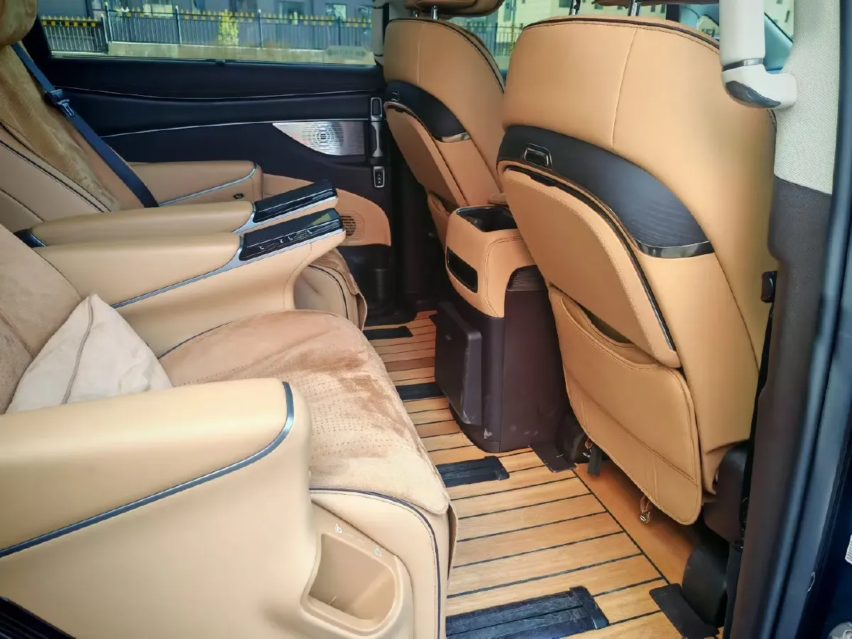 2024 Denza D9 1.5T 139HP L4 E-CVT PHEV 40KWH,autocango,china used car exporter,china ev exporter,chinese used car exporter,chinese used ev exporter