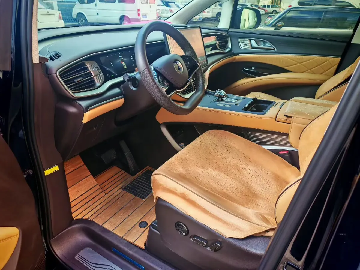 2024 Denza D9 1.5T 139HP L4 E-CVT PHEV 40KWH,autocango,china used car exporter,china ev exporter,chinese used car exporter,chinese used ev exporter