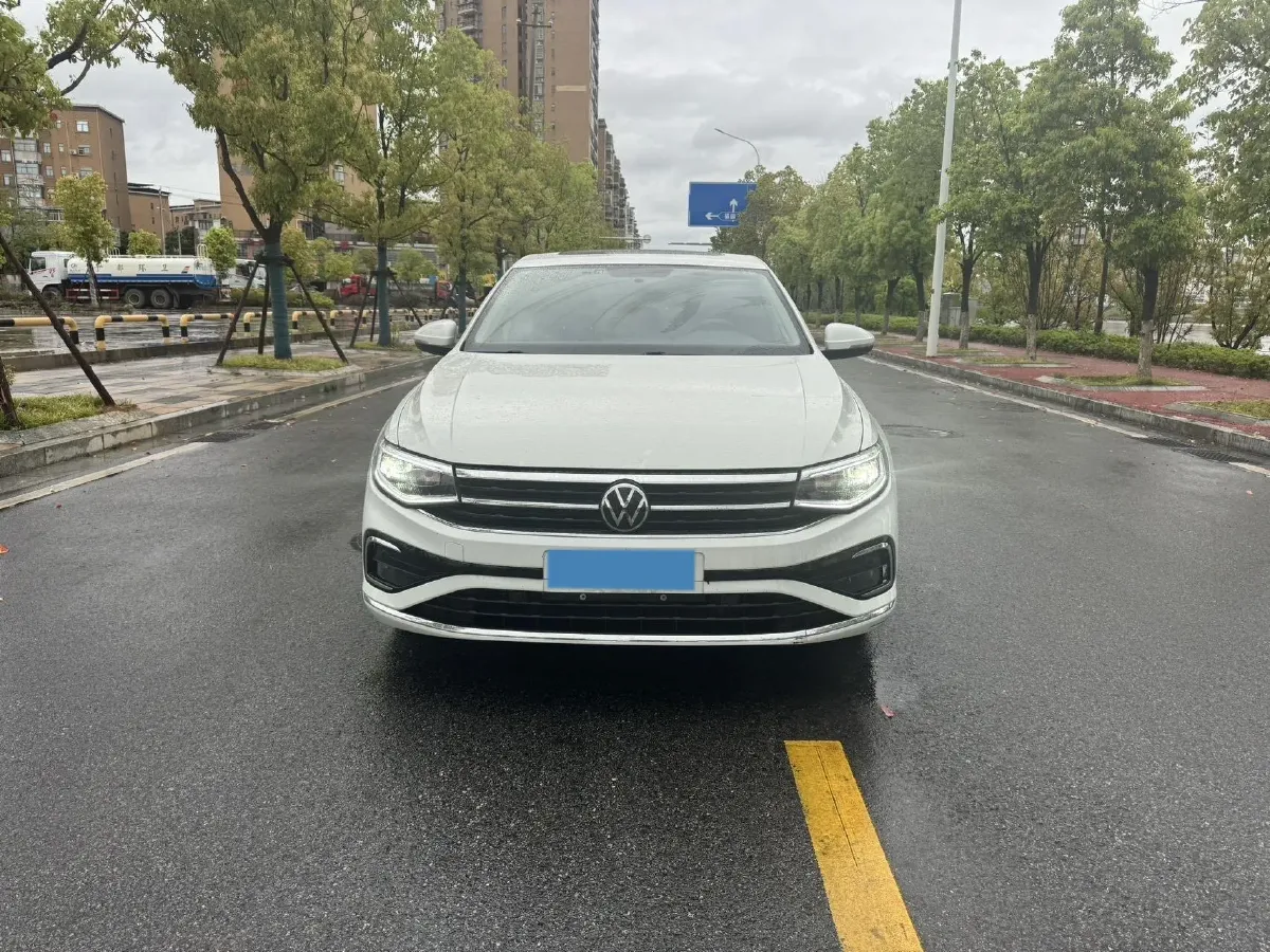 2023 Volkswagen Bora 1.2T 116HP L4 7DCT,autocango,china used car exporter,china ev exporter,chinese used car exporter,chinese used ev exporter
