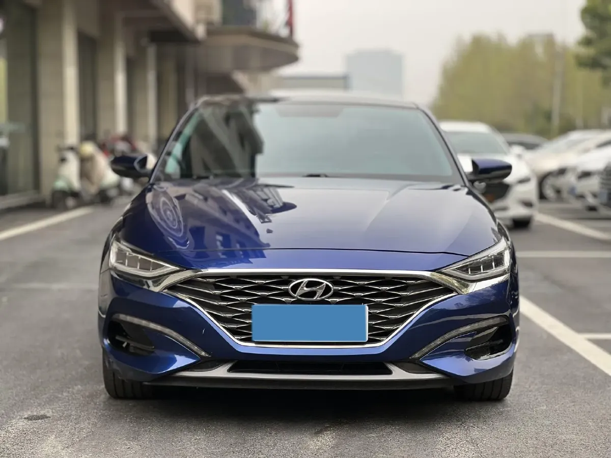 2019 Hyundai La Festa 1.6T 190HP L4 7DCT,autocango,china used car exporter,china ev exporter,chinese used car exporter,chinese used ev exporter