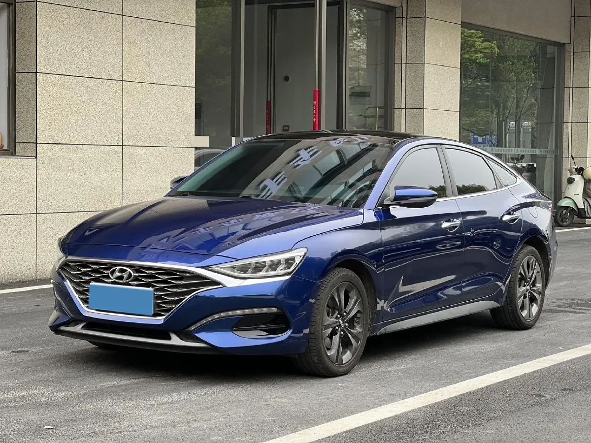 2019 Hyundai La Festa 1.6T 190HP L4 7DCT,autocango,china used car exporter,china ev exporter,chinese used car exporter,chinese used ev exporter