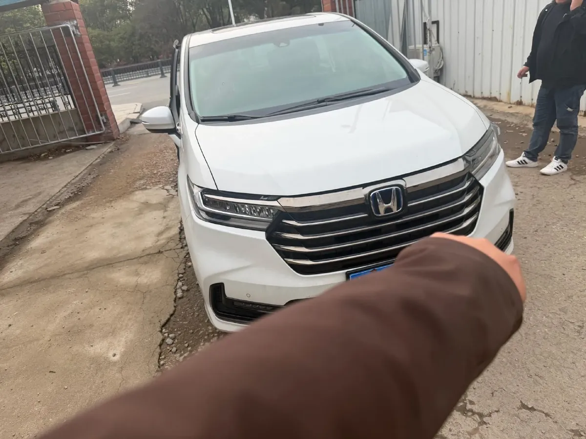 2022 Honda Odyssey 2.0L 146HP L4 E-CVT Hybrid,autocango,china used car exporter,china ev exporter,chinese used car exporter,chinese used ev exporter